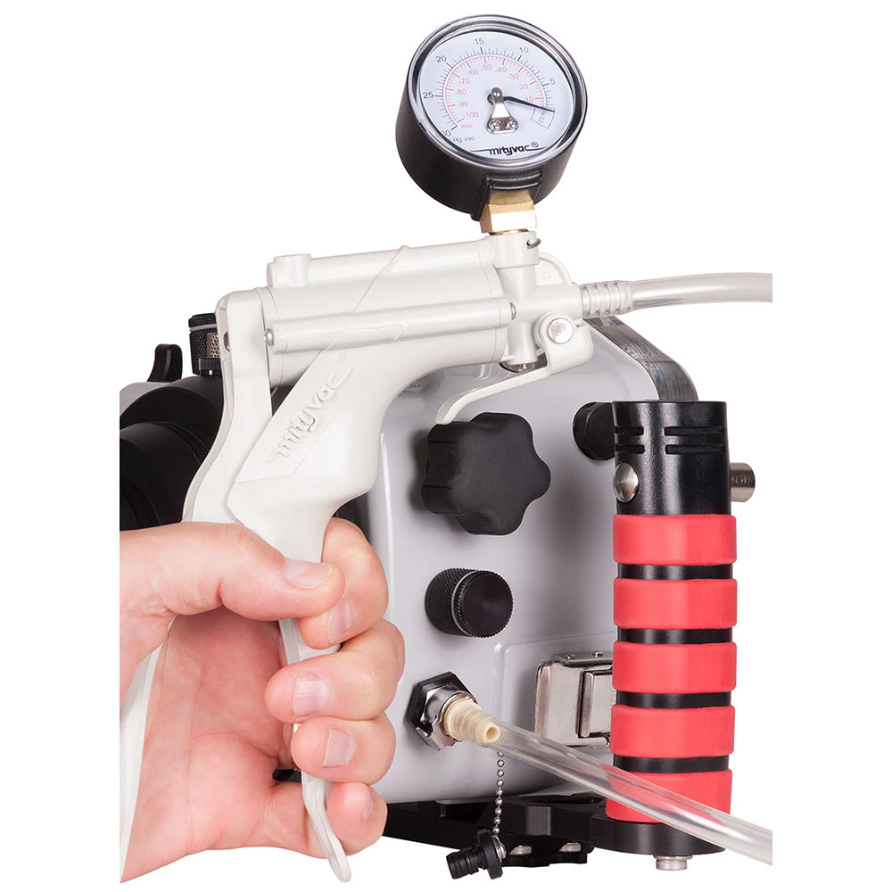 Ikelite Vacuum Kit for 1/2-inch Accessory Port and DSLR Top Mount Ikelite Vacuum Kit for 1/2-inch Accessory Port and DSLR Top Mount